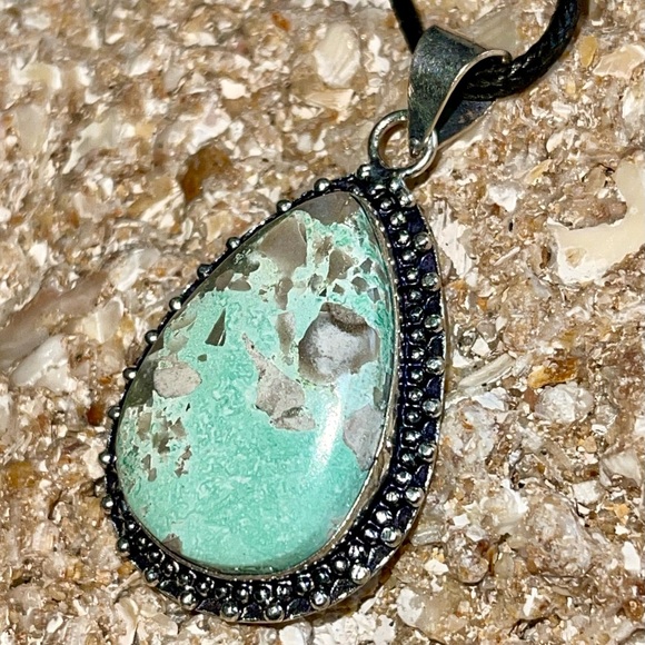 Teal Green Variscite- Utahlite Pendant 2" - Picture 4 of 11